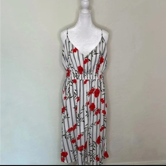 Guess White and Red Sleeveless Sundress with Spaghetti Straps - Picture 1 of 5